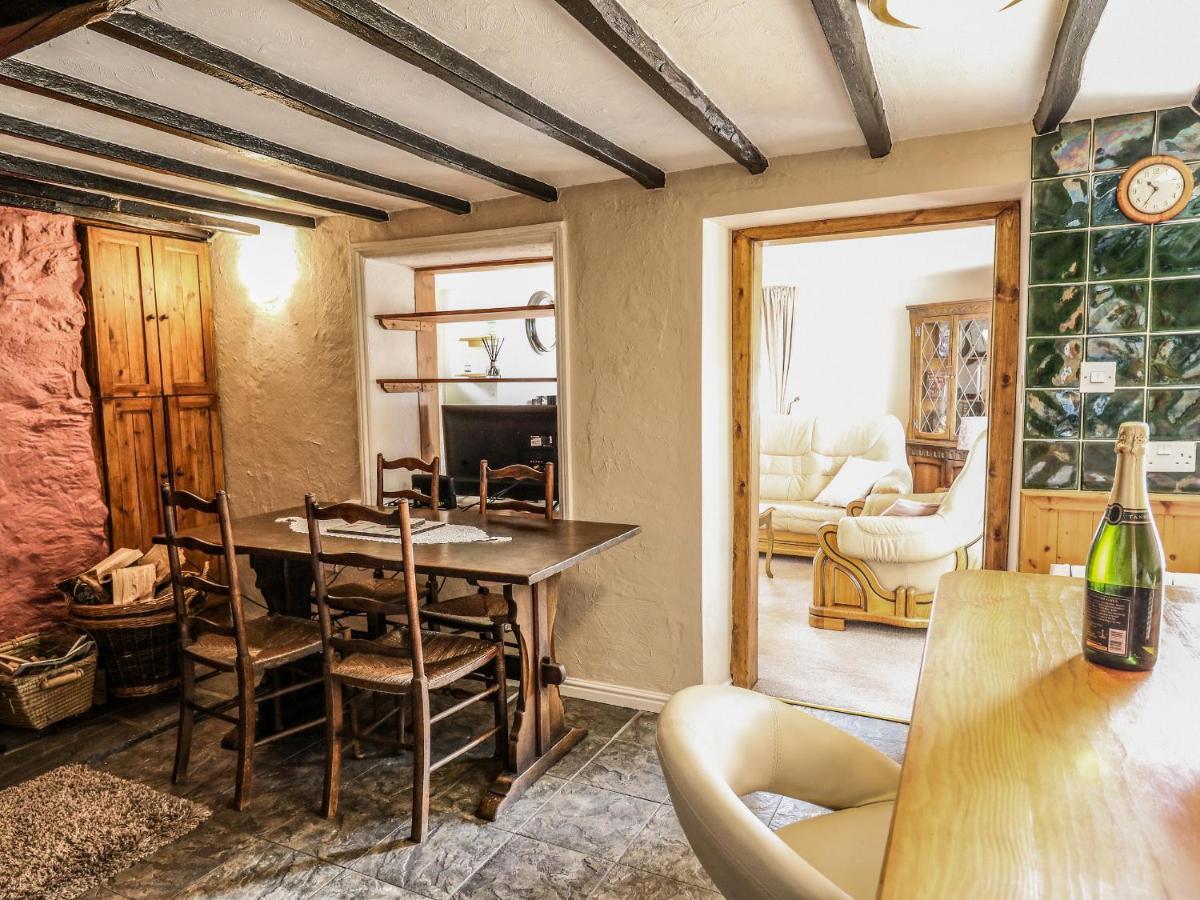 Brook Cottage 拉尼德洛伊斯 外观 照片