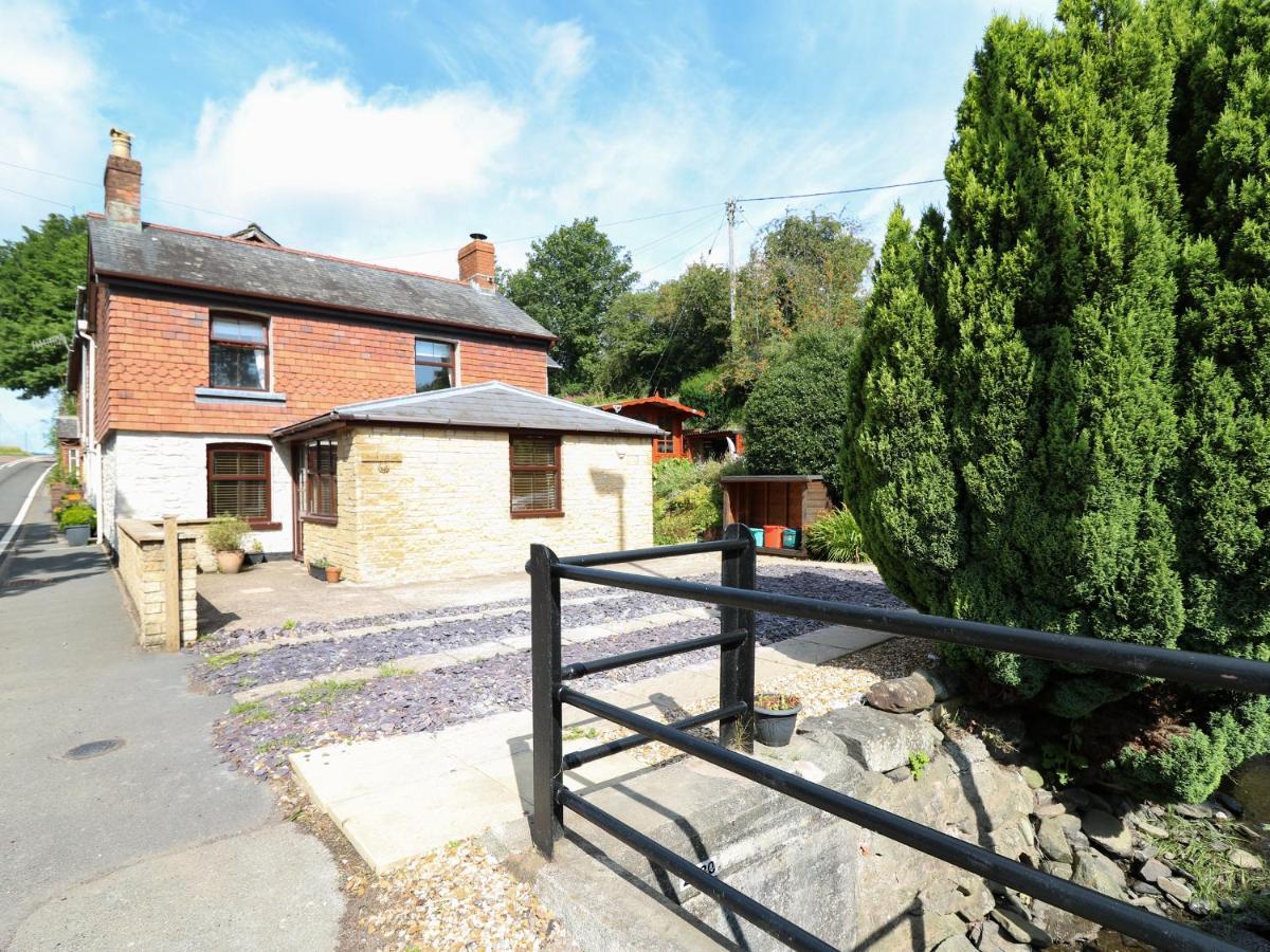 Brook Cottage 拉尼德洛伊斯 外观 照片