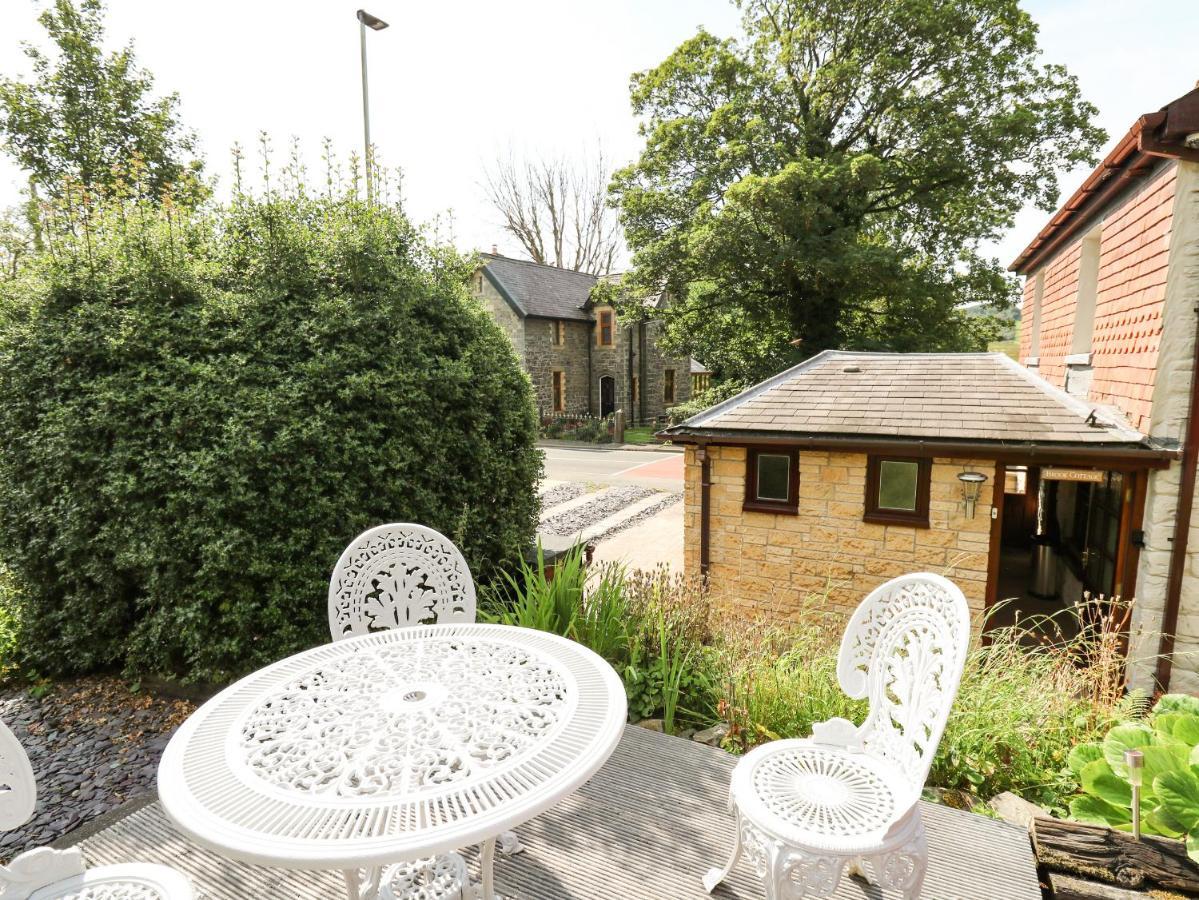 Brook Cottage 拉尼德洛伊斯 外观 照片